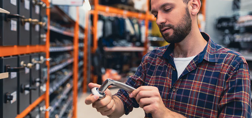 Locksmith For Retail Stores Lockout Services in Firebaugh, California